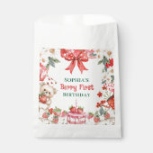 Vintage Strawberry Berry First Birthday  Bedankzakje (Voorkant)