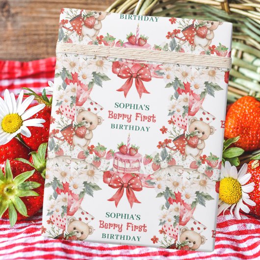 Vintage Strawberry Berry First Birthday  Cadeaupapier