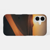 Vintage Sunset over the Dunes iPhone 16 Hoesje (Achterkant horizontaal)