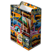 Vintage Travel Labels Medium Cadeauzakje (Achterkant Gekanteld)