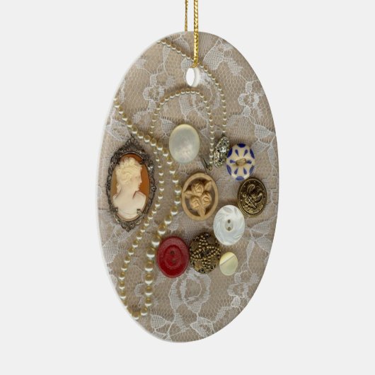 Vintage Treasures Ornament (Rechts)