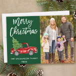 Vintage van penseelscript Vrachtwagen - Kerstgroen Feestdagenkaart<br><div class="desc">Moderne Waterverf  rood vrachtwagen met kerstboom voor penseelscript - groene fotokaart voor prettige kerstfamilie</div>