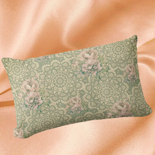 Vintage vervaagde roze rozen op groene antieke sto kussen