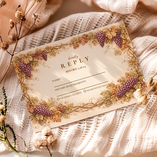 Vintage Vineyard Graduation Party RSVP Kaartje