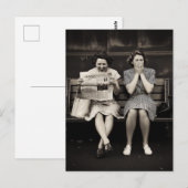 Vintage Vrienden Die Samen Lachen Briefkaart (Voorkant / Achterkant)