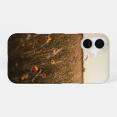 Vintage Wildflower Meadow iPhone 16 Hoesje (Achterkant horizontaal)