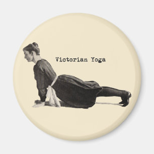 Vintage yogavrouw doet omhoogkijkende hondhouding magneet