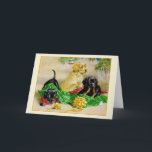 Vintage Zwarte en de Kerstkaart van het Golden Feestdagen Kaart<br><div class="desc">Retro/Vintage wenskaart van Kerstmis.  Het schattige en schadelijke zwarte laboratoria en van het golden retriever"puppy" tearing omhooggaande verpakkende document van Kerstmis!  Perfectioneer voor hondenliefhebber!</div>