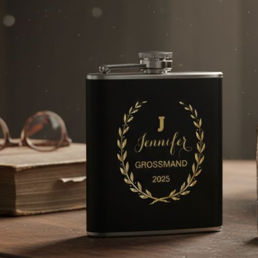 Vinyl flask with personalized black design  heupfles