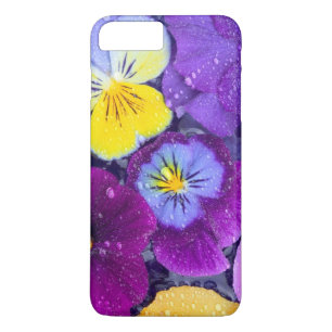 Viola bloemen drijvend in vogelbad met dauw Case-Mate iPhone case