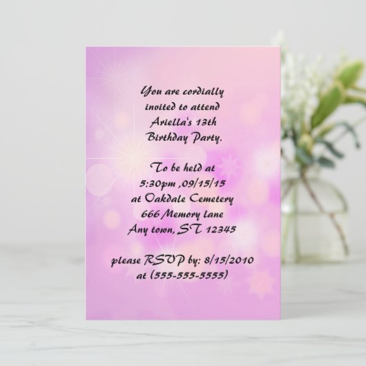 Violet Anime Prinses Kind Verjaardag Uitnodigingen (Staand voorkant)