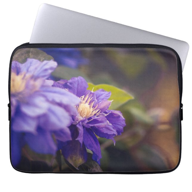 Violet bloemen laptop sleeve (Voorkant)