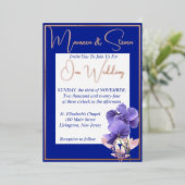 Violet bloemen op Royal Blue & White bruiloft Folie Uitnodiging (Staand Voorkant)