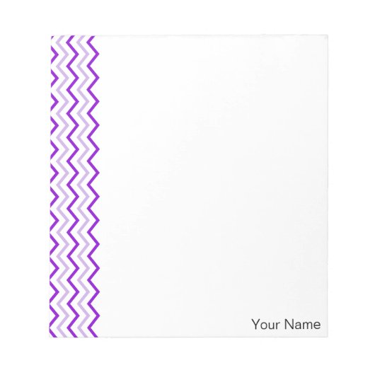 Violet Chevron Vertical Zigzag Personalized Notitieblok (Voorkant)