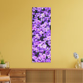 Violet Flowers Canvas Violet Spring (Insitu (Woonkamer))