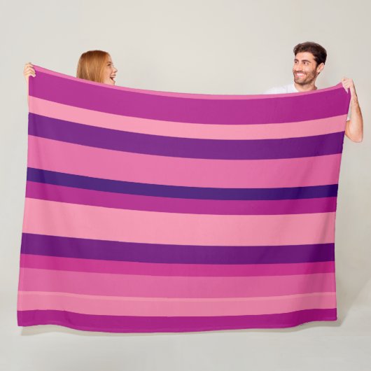 Violet Garden Fleece Deken (In situ)