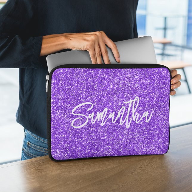 Violet Glitter Borstel Script Naam Laptop Sleeve (Creator heeft geüpload)