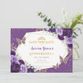 Violet Gold Quinceanera Floral Bewaar de datum Aankondiging (Staand voorkant)
