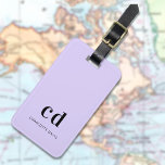 Violet lavender monogram naam minimalistisch bagagelabel<br><div class="desc">Een violette,  lavendere achtergrond. Pas uw monogram initialen en volledige naam aan en voeg deze toe. Zwarte gekleurde letters.</div>