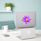 Violet Lotus Flower Sticker (Laptop op bureau)