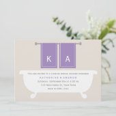 Violet Monogrammed Bath Towels Vrijgezellenfeest Kaart (Staand voorkant)