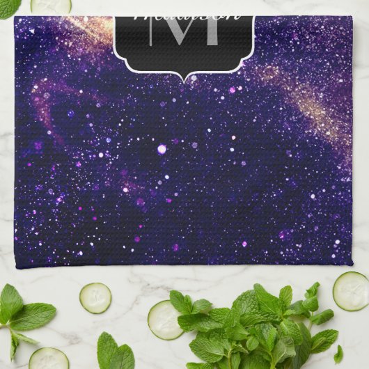 Violet paarse abstracte galaxy Custom Monogram Theedoek (Gevouwen)