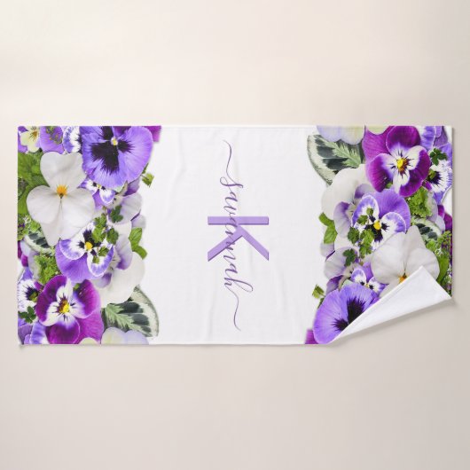 Violet paarse florals white monogram name script badhanddoek (Badhanddoek)