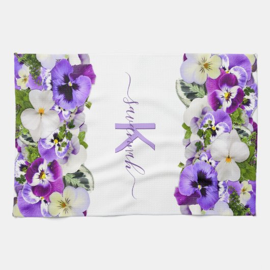 Violet paarse florals white monogram name script theedoek (Horizontaal)
