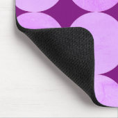 Violet, Paarse magenta & roze cirkels Monogram Muismat (Hoek)