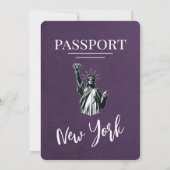 Violet Paarse New York Passport Wedding Kaart (Achterkant)