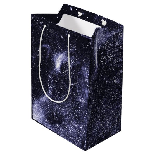 Violet paarse zwarte abstracte melkweg medium cadeauzakje (Achterkant Gekanteld)