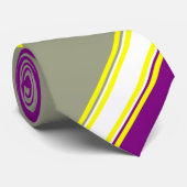 Violet Sage en Buttercup University Stripe Stropdas (Opgerold)
