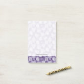 Violet Snowflakes Patroon Post-it® Notes (Op bureau)