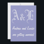 Violet Tulip & White Wedding Invitation Kaart<br><div class="desc">Deze eenvoudige violettulp en witte kleurige trouwuitnodiging zouden zowel geavanceerde,  elegante bruiloften als casual bruiloften aankunnen. De kleur violettulp is mooi en romantisch en ook een kleur die er zelf in komt als trouwkleur dit jaar.</div>