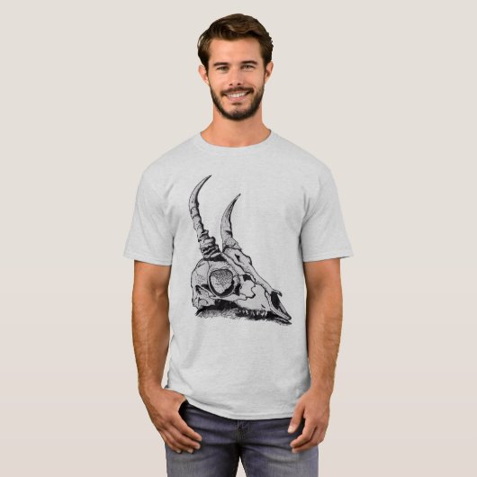 VioletGunmetalArt Mannen's Horned Skull t shirt (Voorkant volledig)