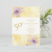 Violets Gold 50e bruiloft Jubileum uitnodiging (Staand voorkant)