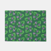 Violets op smaragdgroen deurmat (Voorkant)