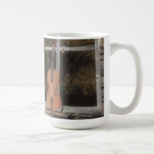 Violin in in het venster: Originele versie: Koffie Koffiemok