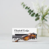Violin op de sleutels digitale piano visitekaartje (Staand voorkant)