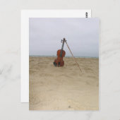 Violin op het strand briefkaart (Voorkant / Achterkant)