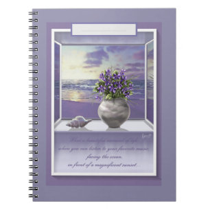 Viooltjes in een maanpot notitieboek