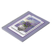 Viooltjes in een maanpot notitieboek (Linkerzijde)