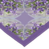 Viooltjes in een maanpot tafelkleed (Gekanteld)
