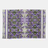 Viooltjes in een maanpot theedoek (Horizontaal)