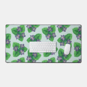 Viooltjes op zee glasblauw bureaumat (Keyboard & Muis)