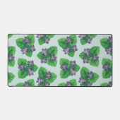 Viooltjes op zee glasblauw bureaumat (Voorkant)