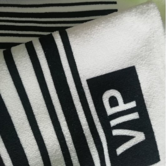 VIP TRAVEL BADHANDDOEK