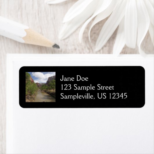 Virgin River in de lente in het Nationaal Park Zio Etiket (Insitu)