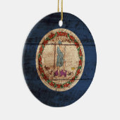 Virginia State Flag op Old Wood Grain Keramisch Ornament (Rechts)