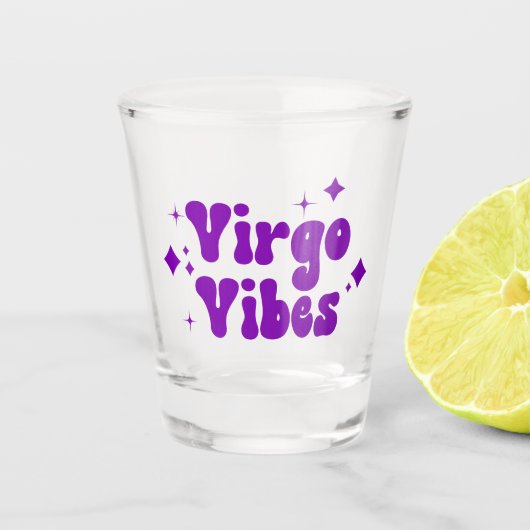 Virgo Vibes Zodiaal Astrology Paarse Stars Shot Glas (Voorkant)